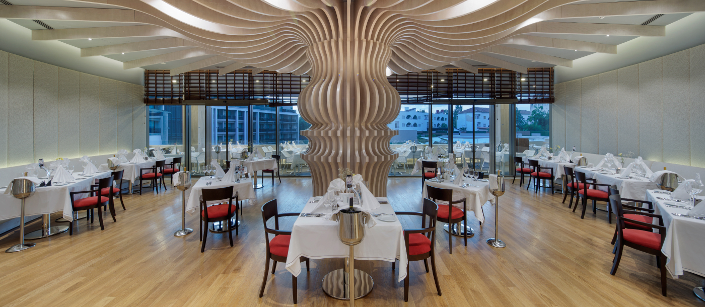 Hapag lloyd reisebuero the sense restaurant italien