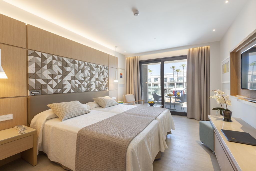Hipotels barrosa park double room 1